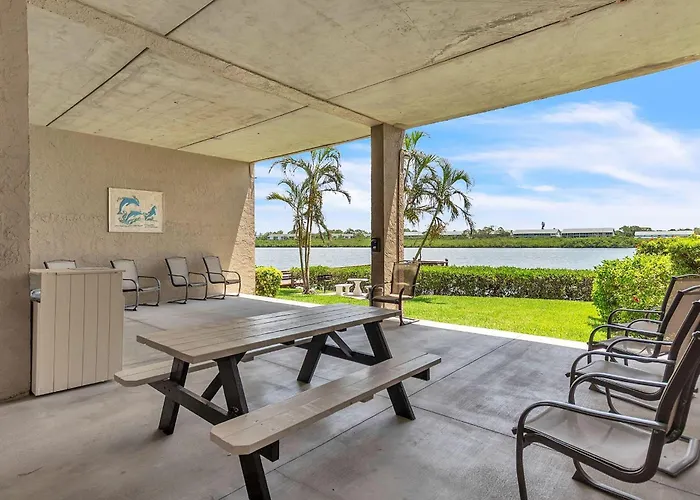 Sea Club #405 - Manatee Zone Holiday home Clearwater Beach